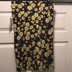 Lularoe Cassie Pencil Skirt, Large, floral, BNWT